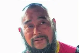 “扒龙船”36年，51岁沅陵汉子誓言“夺冠才剃胡子”图片