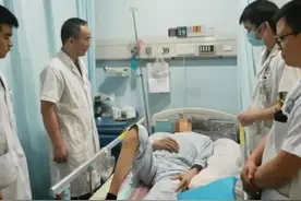 3个月内摔跤骨折2次！跌倒成老年人意外伤害“头号杀手”图片