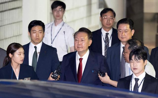 “清算”逻辑下青瓦台难有永远的春风