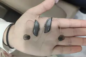 圆梦！湖南18岁听障女孩让弟弟也听见了声音图片