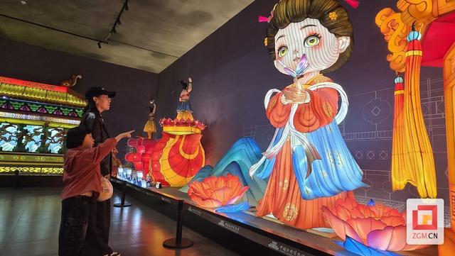 自贡“解锁”首个秋假 “花样”玩儿法带动文旅消费热潮