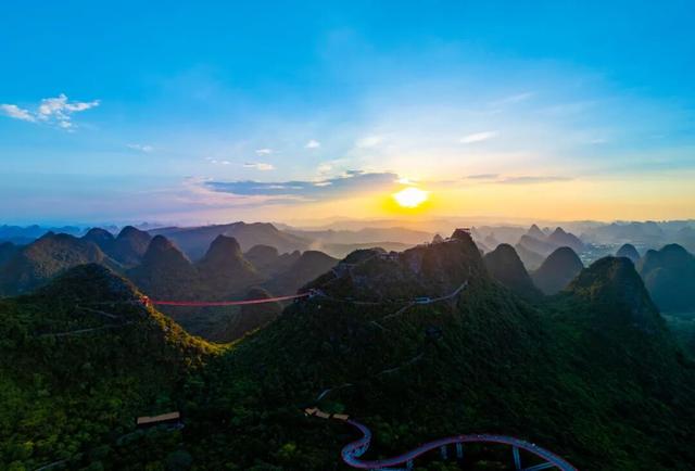 秋季登高攻略 | 来阳朔如意峰，拍摄你的专属秋日大片！