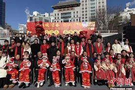 2025年春节庙会在韩国首尔举行图片