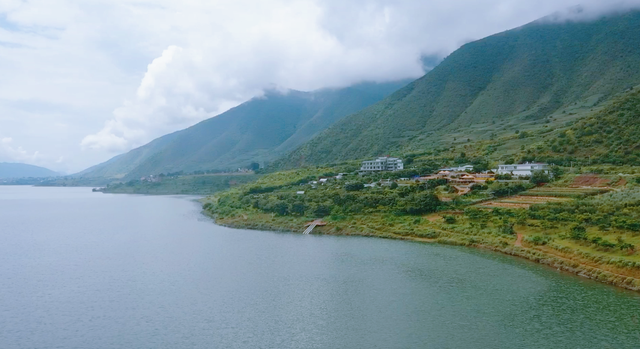 科技加持，让程海湖水生态环境稳中向好