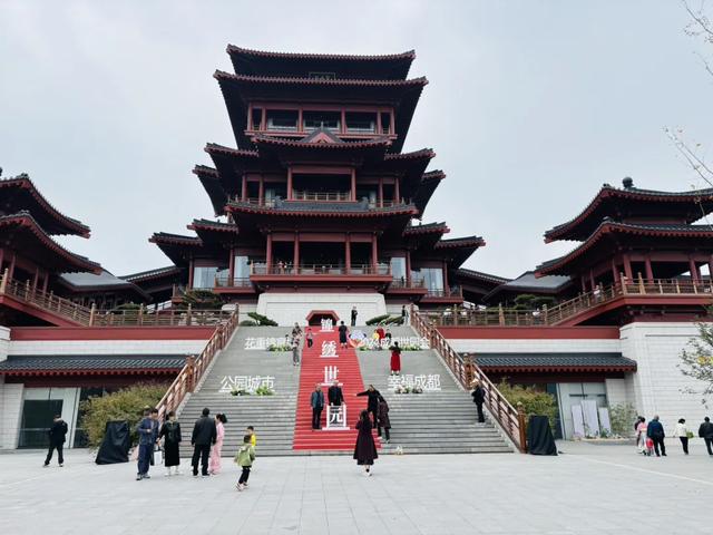 成都唯一“世界级”公园,以前门票120元,现在免费,唯一缺点就是远