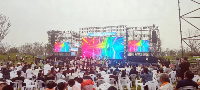 首日纳客4万余人！济南鹊山生态文化区一期开放