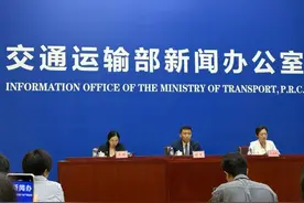 17省试点货车司机职工互助保险，最高领四万元用于大病医疗图片