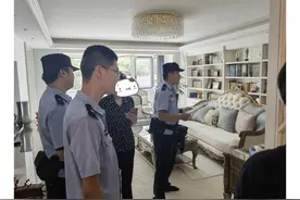 杭州保姆冲雇主大吼：“就算我辞职，也要把这个电话挂了！”图片