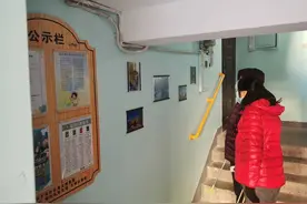 老旧楼门变身家门口"美术馆"图片