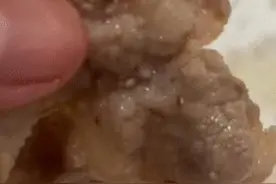 猪梅花肉上满是白疙瘩！知名超市回应图片