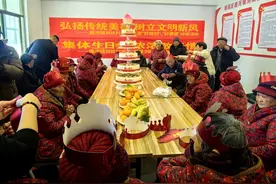 睢阳区路河镇：集体生日宴 老人笑开颜图片