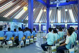 （新华全媒+）中国空间站第四次太空授课活动开讲图片