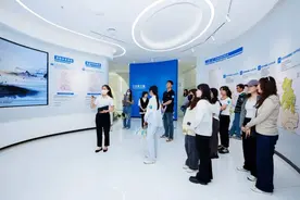 “青春武汉 约你同行”在汉百万学子行走进黄陂图片