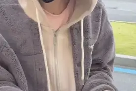 歌手华晨宇一个举动，网友炸锅！此前有人因此被骗光积蓄……图片