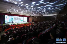 光影耀澜湄 第六届澜湄国际电影周开幕式举行图片