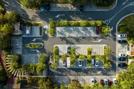 节假日开车来绍兴旅游 机关大院停车位“与您共享”图片