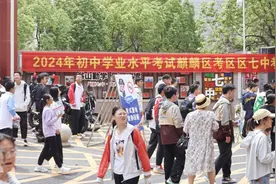 2024年云南中考今日启幕！麒麟区9049名考生奔赴考场图片