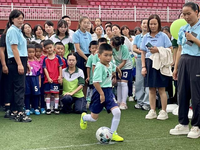 贵州石阡“双节”期间文旅揽金近3亿元