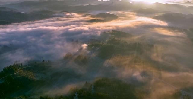 盘州：哒啦仙谷“仙”气飘飘