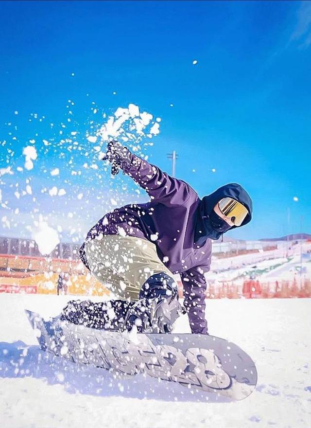 温泉袅袅、候鸟翩翩、冰雪灼灼——这个冬天，齐鲁大地邀你来场“冷”与“暖”的双重奔赴