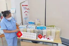 这一场抗台“保卫战”，他们积极处置安全隐患，迅速回应群众需求图片