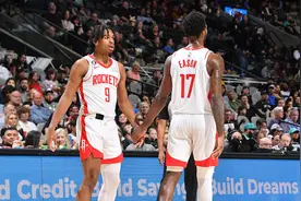 伊森：克里斯托弗值得一份NBA合同 他属于这个联盟图片