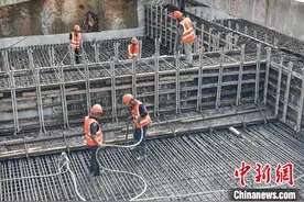 东莞地铁2号线三期工程已有5座车站封顶图片