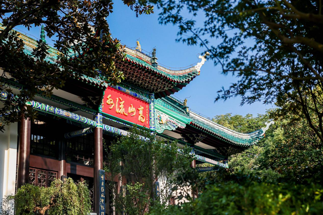 武汉：一楼入戏品古韵 一江夜游赏流光 一园寻趣焕新颜