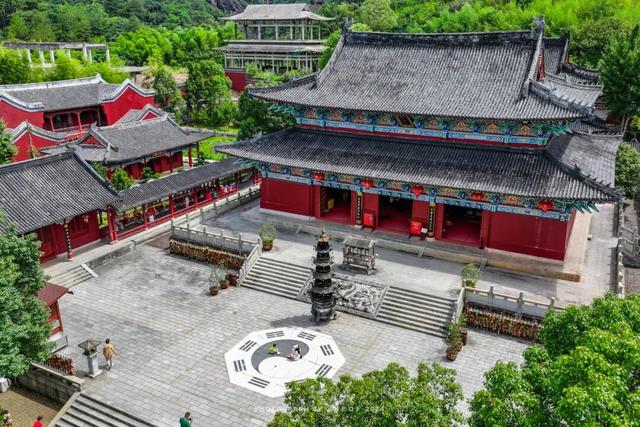 央视《大美中国》爆火23秒！这座“仙人秘境”藏不住了，赶紧安排！