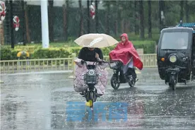 这场骤雨“阻击战”，济南经受住高强度考验图片