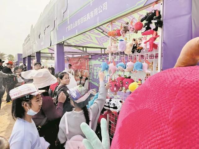 转扩！钦州蚝情节高清大图