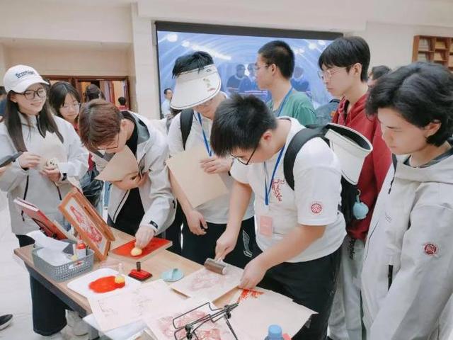 追寻红色记忆 传承红色基因