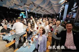 上海·秀带滨江德国啤酒节热力启幕图片