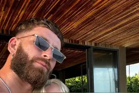 互换！米利唐和另一巴西球员佩雷拉分别与对方前任交往图片