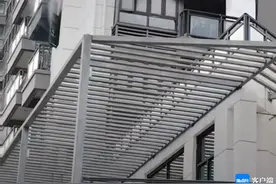 问政海南丨海口坡博家园一住户家中失火 楼道内消防栓滴水不出图片