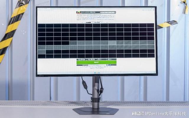 第四代 WOLED 显示器