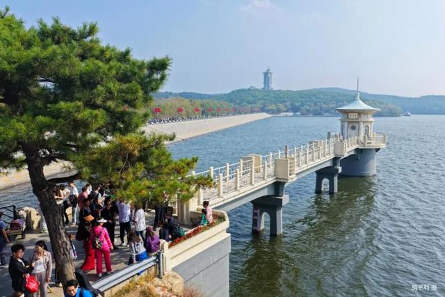 天朗气清 秋意渐浓 一起出游吧→