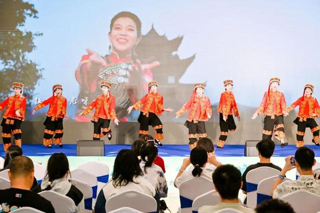 武汉伢，红河邀你来北纬23°享受旅居生活！