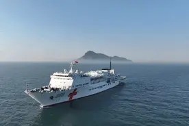 第三艘，万吨级！海军“吉祥方舟”号医院船开展卫勤演练图片