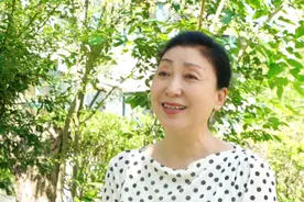 印象银滩丨舞蹈达人王艳萍：舞动人生，银滩闪光图片