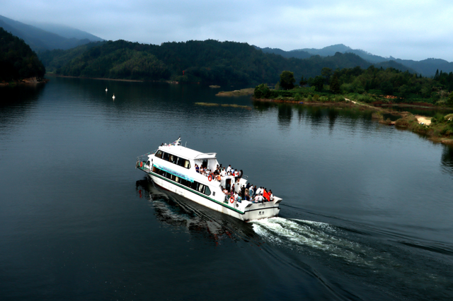 董宇辉即将闪现休宁！在皖美山水间不期而遇