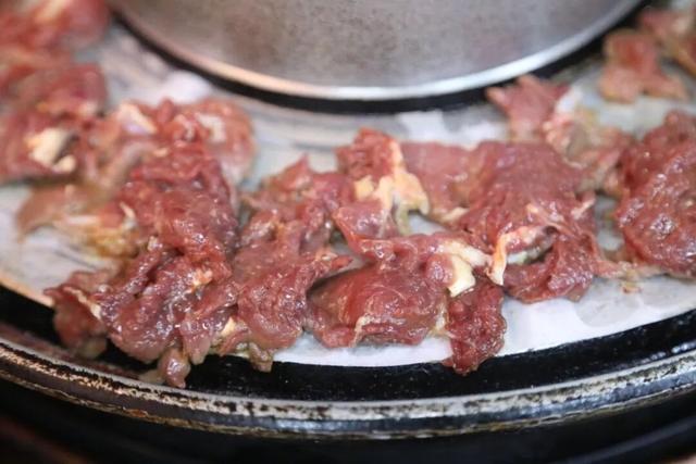 东盟网红漫游海南自贸港采风行：在生态软件园“数”见未来 于定安美食中“醉”享烟火！