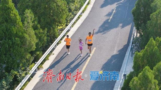 5公里登山赛，20分钟冲线！好运山东·2025淄博潭溪山首届登山挑战赛圆满落幕！