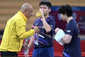 （体育）乒乓球——世乒赛：林诗栋/蒯曼晋级混双16强图片