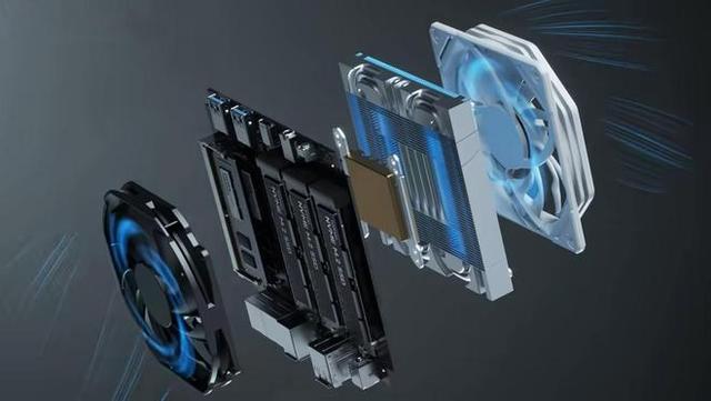 极夜官宣 DeskOne T2 迷你主机