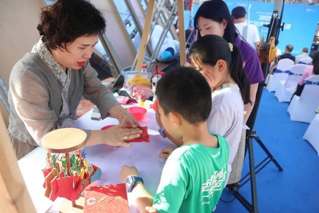 2025韩国仁川文旅路演活动在经开区韩乐坊仁川公园举行