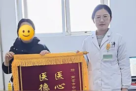 医线见闻|咳嗽就诊却意外发现罕见肿瘤，只因这位儿科医生的一份执着图片