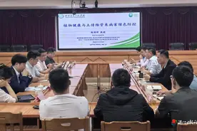 雷州市调风镇：农业科技特派员携技下乡 为乡村振兴“增智添力”图片