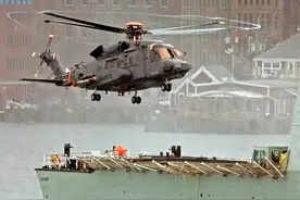 美媒又炒“中国战机危险拦截加军用直升机”，中方已多次驳斥图片