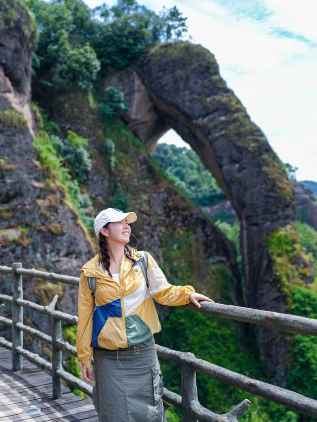 秋高气爽，登高望远！龙虎山带你拥抱“诗与远方”！